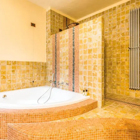 Sleeps 5 Pool Air Con Wifi Villa Lazise