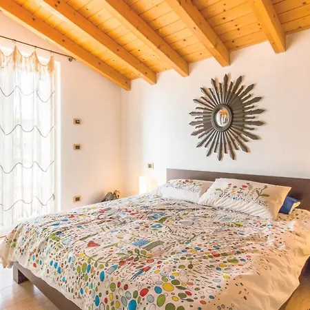 Villa Sleeps 5 Pool Air Con Wifi Lazise