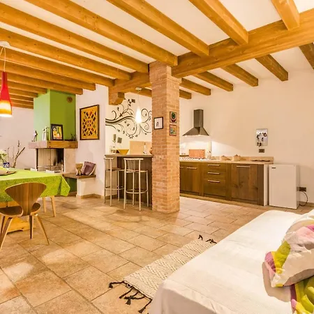 Villa Sleeps 5 Pool Air Con Wifi